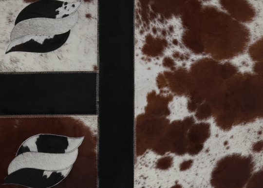 Small Hide - Mat Snowflake